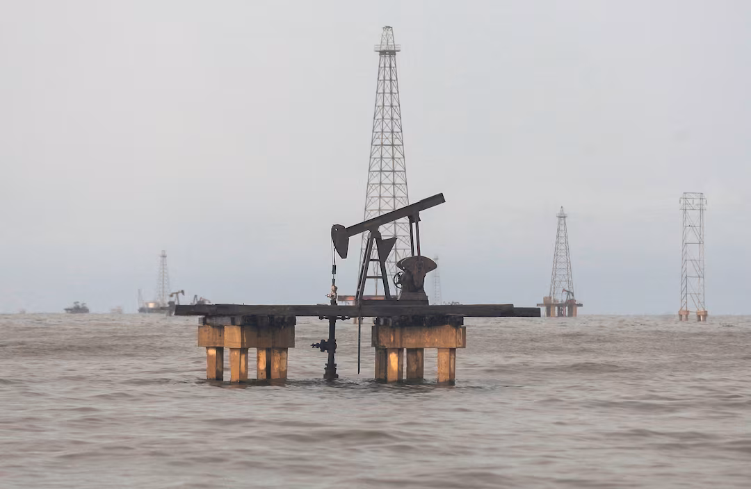 Rusia exige "trato humano y digno" para marineros del petrolero interceptado por EEUU