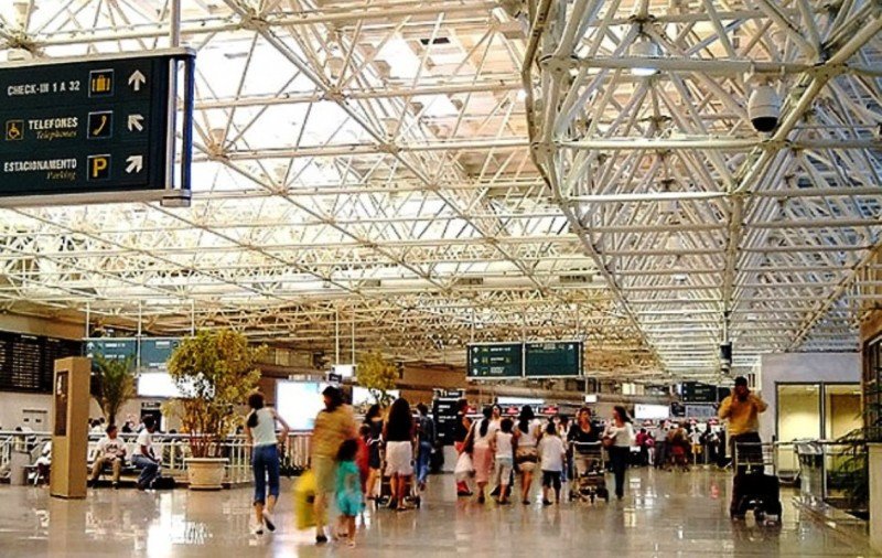 Detuvieron en Brasil a paraguayo que intentaba viajar a Madrid con dos kilos de cocaína