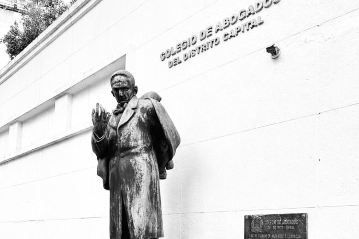 Federación de Abogados exigió transparencia en las liberaciones y el cese de la persecución a juristas