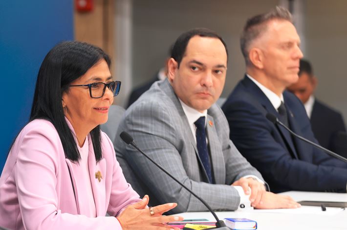 "Venezuela no acepta órdenes de ningún factor externo": Delcy Rodríguez desafía una vez más a EEUU