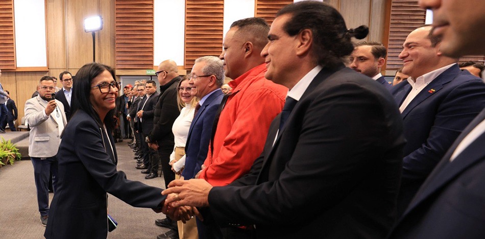 El Mundo: Delcy desmonta parte del entramado político de Maduro