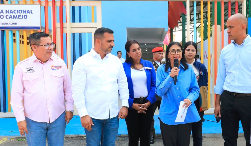 VIDEO: Así reaccionó Delcy Rodríguez tras proclamación de Donald Trump como presidente interino de Venezuela