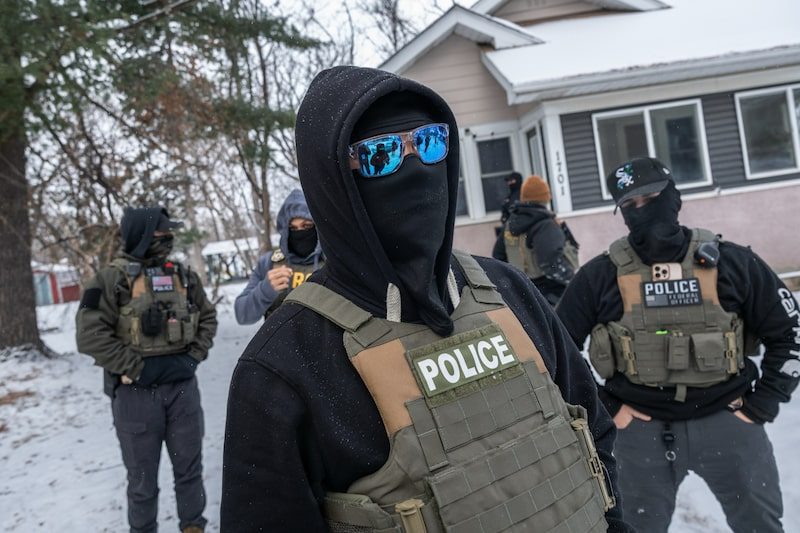 La administración Trump busca desestimar pedido de Minnesota contra operativos migratorios