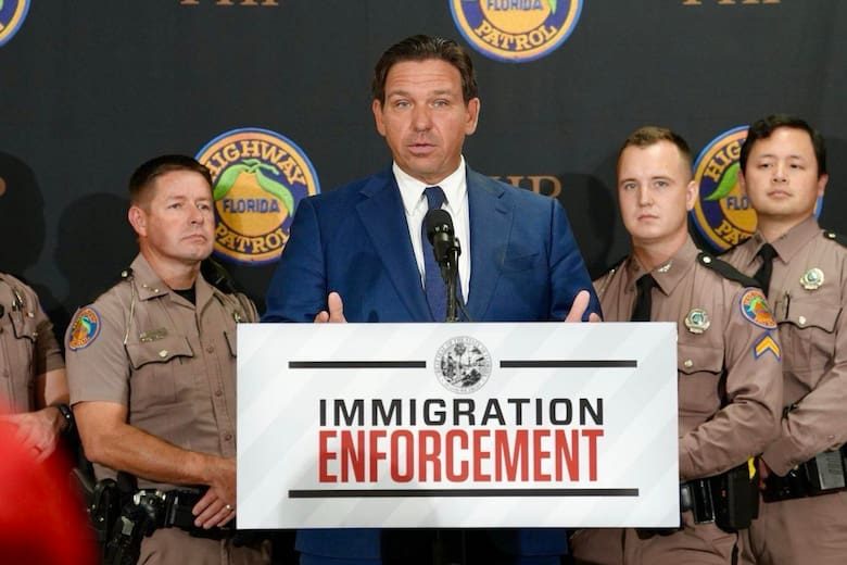 Ron DeSantis confirmó nuevas cárceles para migrantes en Florida