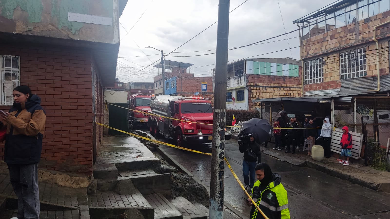 Al menos dos personas murieron por explosión en una vivienda del sureste de Bogotá