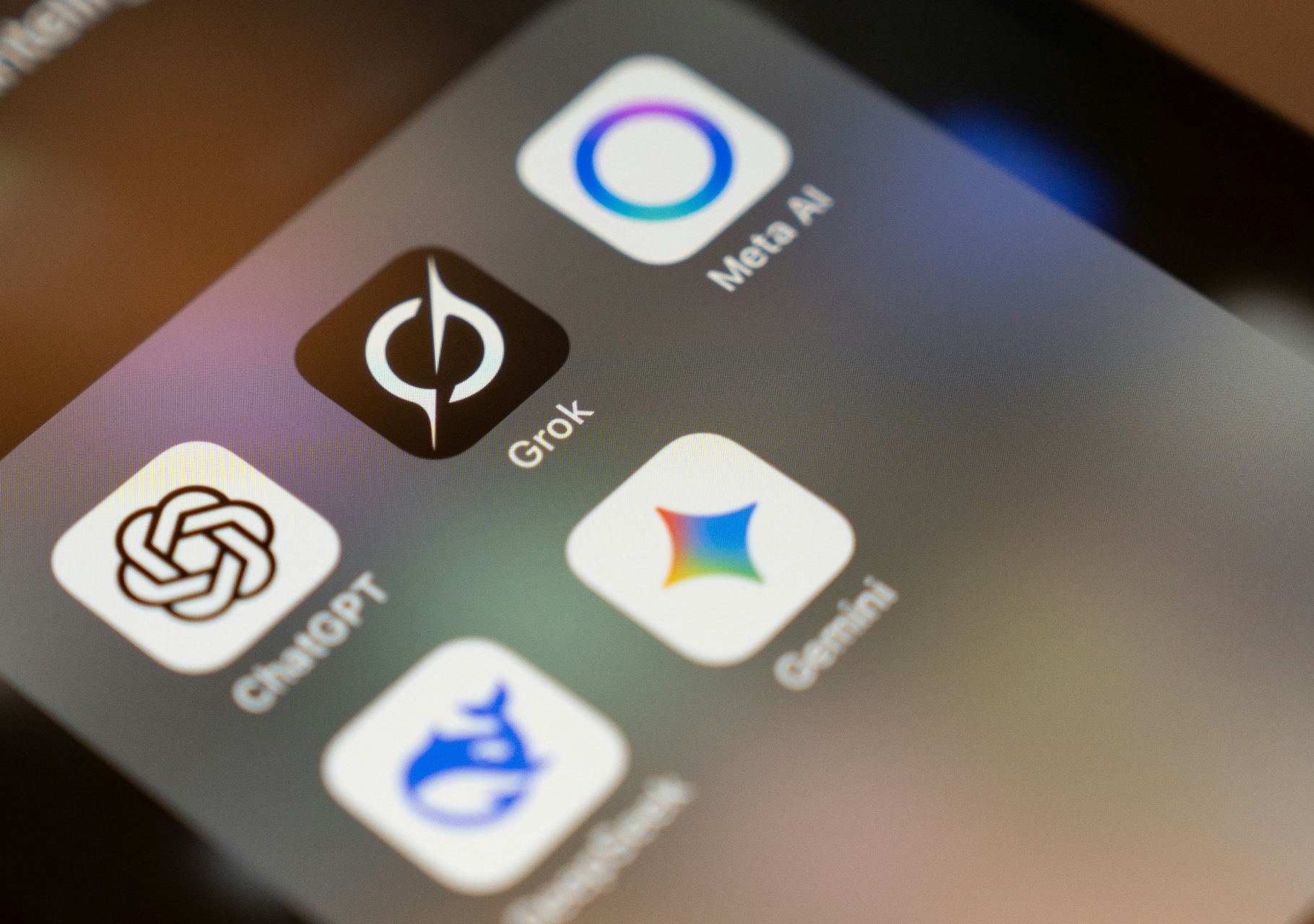 Riesgos legales y vulneración de derechos con creación de imágenes sin consentimiento en Venezuela