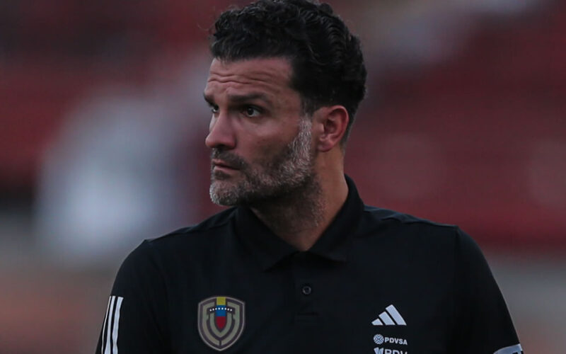 FVF presentó a Oswaldo Vizcarrondo como nuevo técnico de La Vinotinto