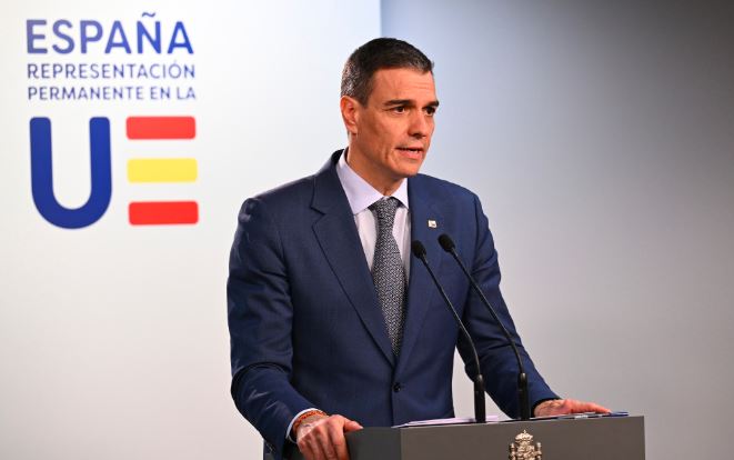 Pedro Sánchez quiere hablar con Delcy Rodríguez y Edmundo González para facilitar transición en Venezuela
