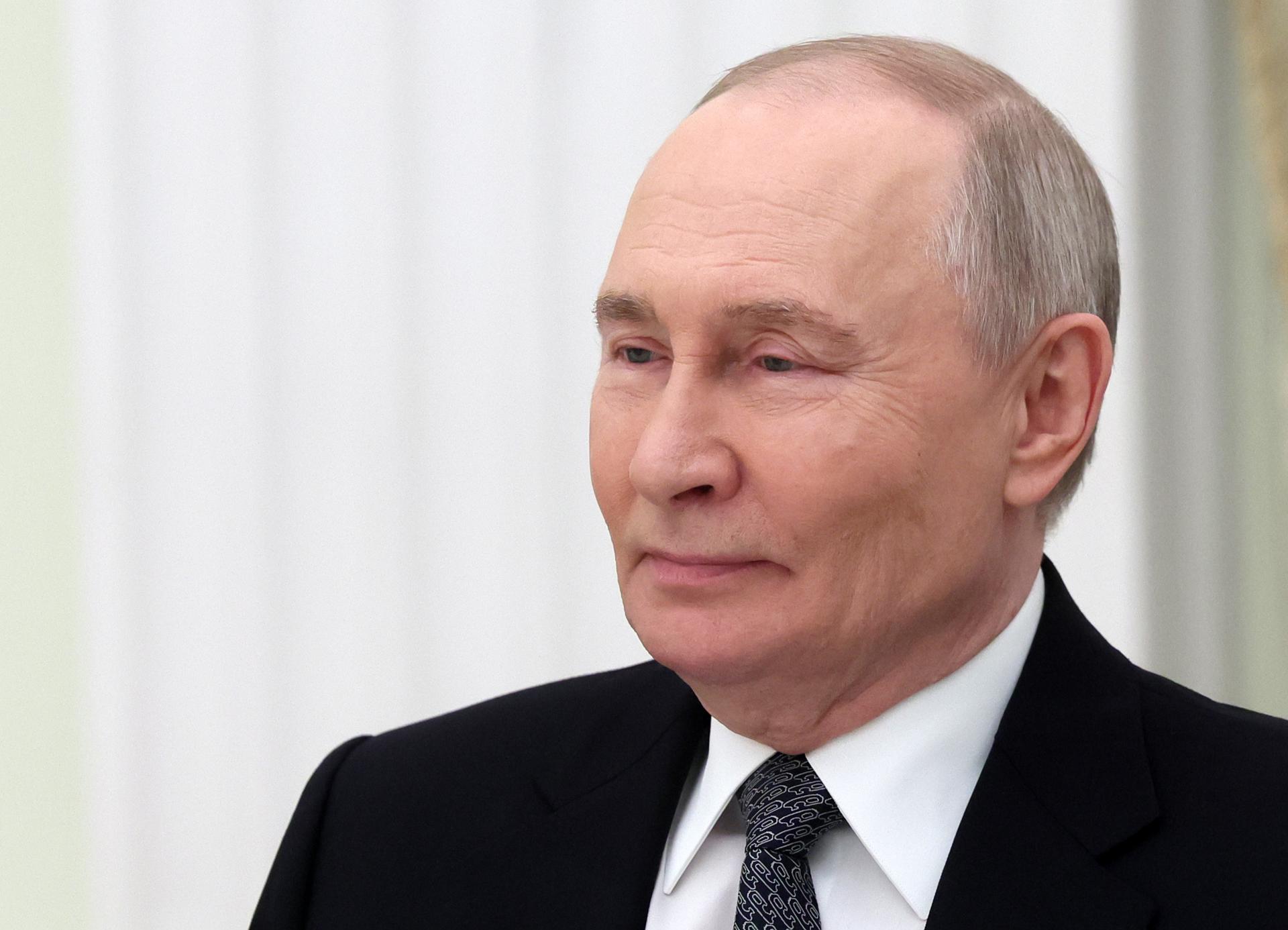 Rusia aumenta los envíos de hidrocarburos a sus socios "fiables", dice Putin