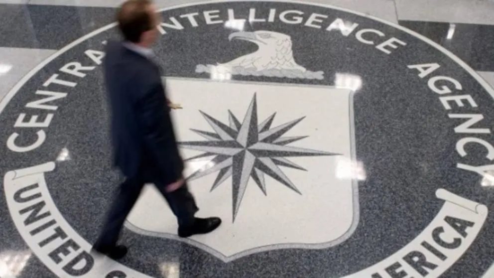 EEUU ya está en Irán: la CIA lanzó un video instructivo para captar informantes
