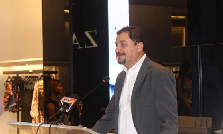 El magnate venezolano tras Plus Ultra vinculado a Zapatero reorganiza su negocio en España