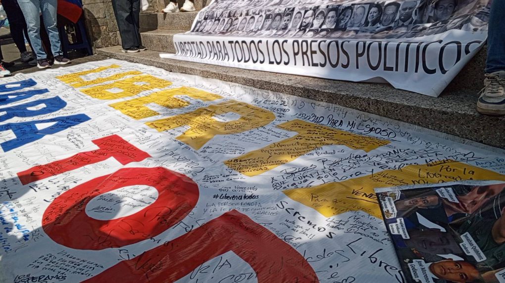 Familiares de presos políticos en Venezuela exigen excarcelaciones con o sin Ley de Amnistía