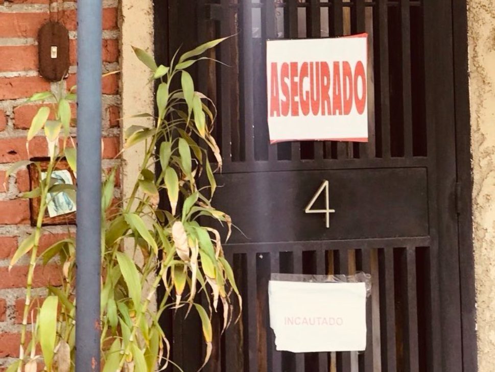 Magalli Meda denunció que uniformados allanaron y clausuraron arbitrariamente su casa