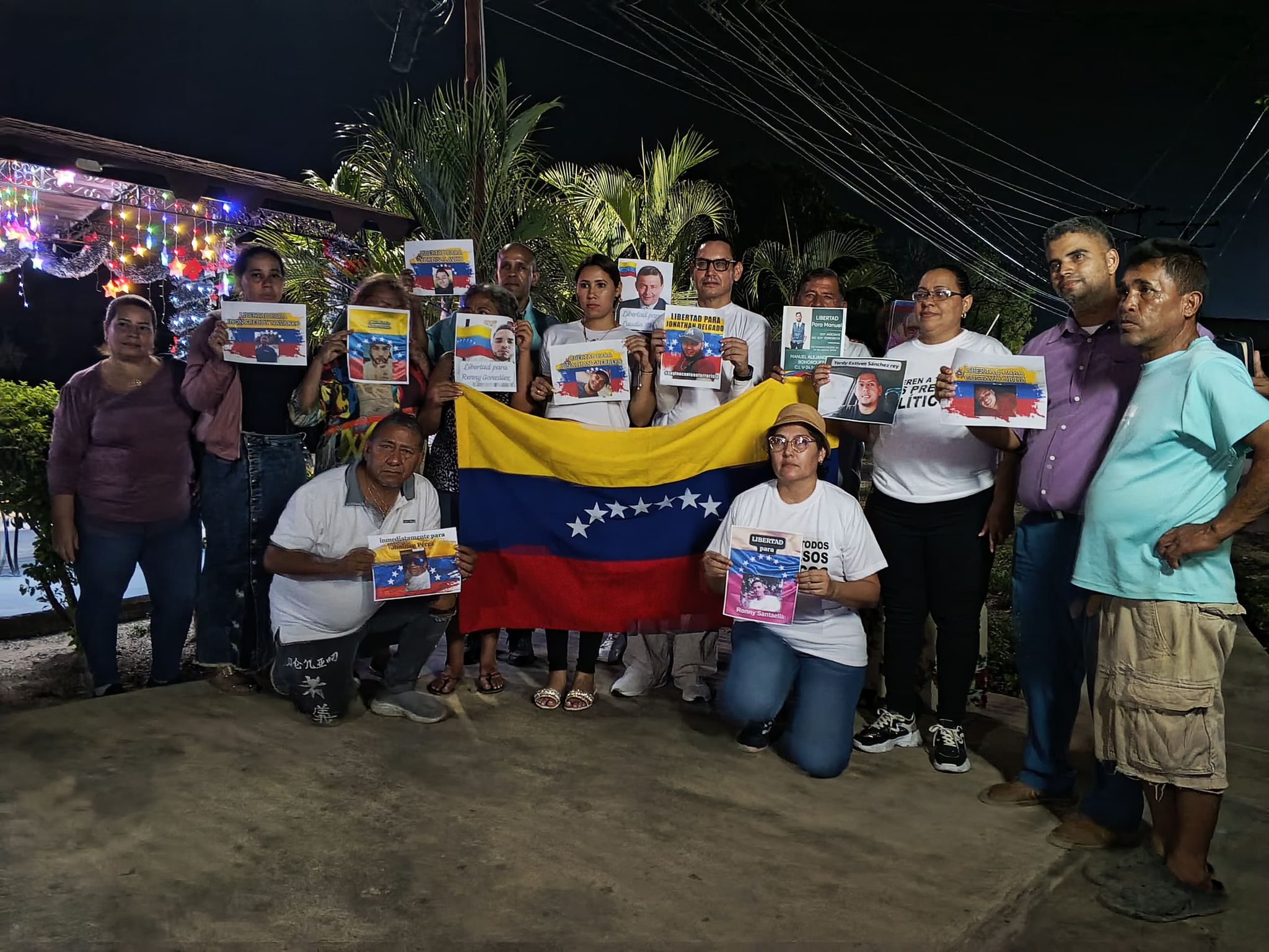 Familias siguen alzando la voz en Tocorón para exigir la libertad de los presos políticos (VIDEOS)