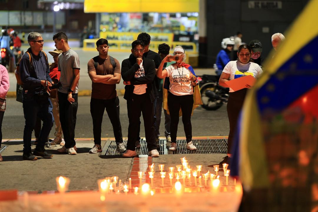 Familiares de presos políticos cumplen 40 días de vigilia ininterrumpida en El Rodeo I y El Helicoide