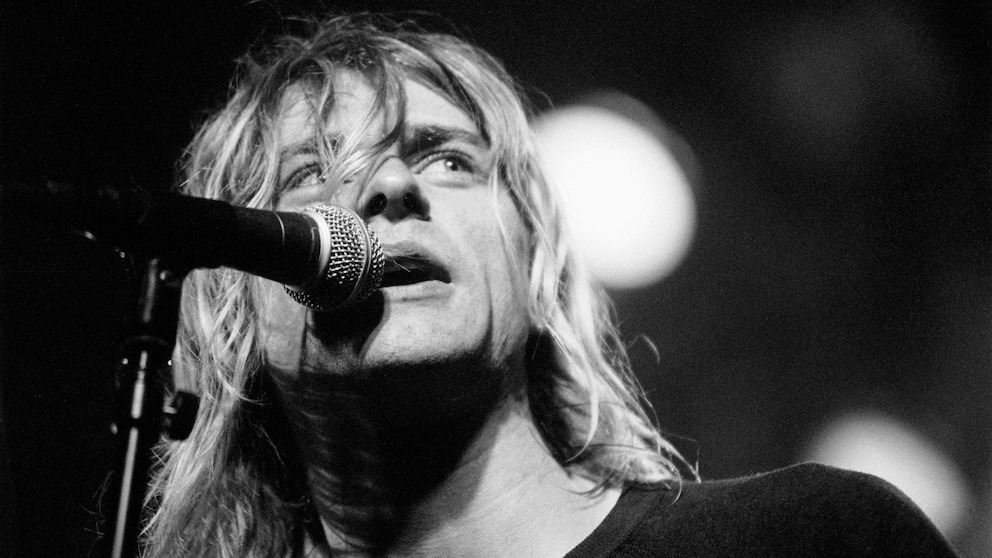 Nueva revisión forense puso en duda la causa de muerte de Kurt Cobain