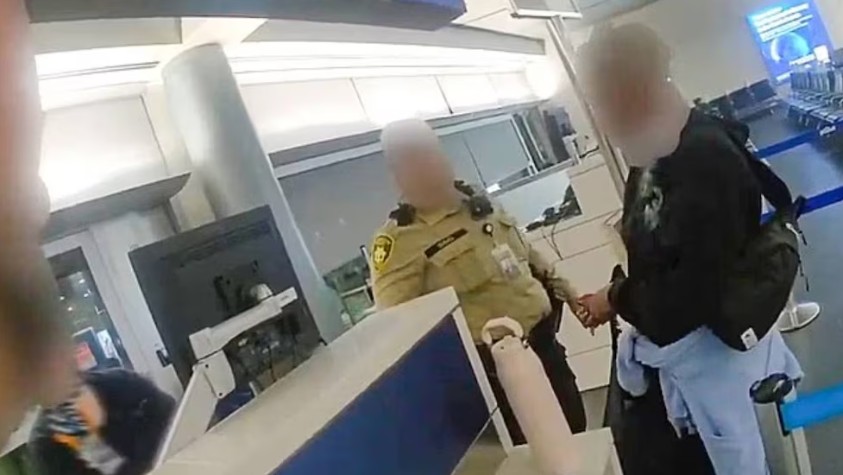 Detuvieron a una mujer por abandonar a su perro en un aeropuerto de Las Vegas