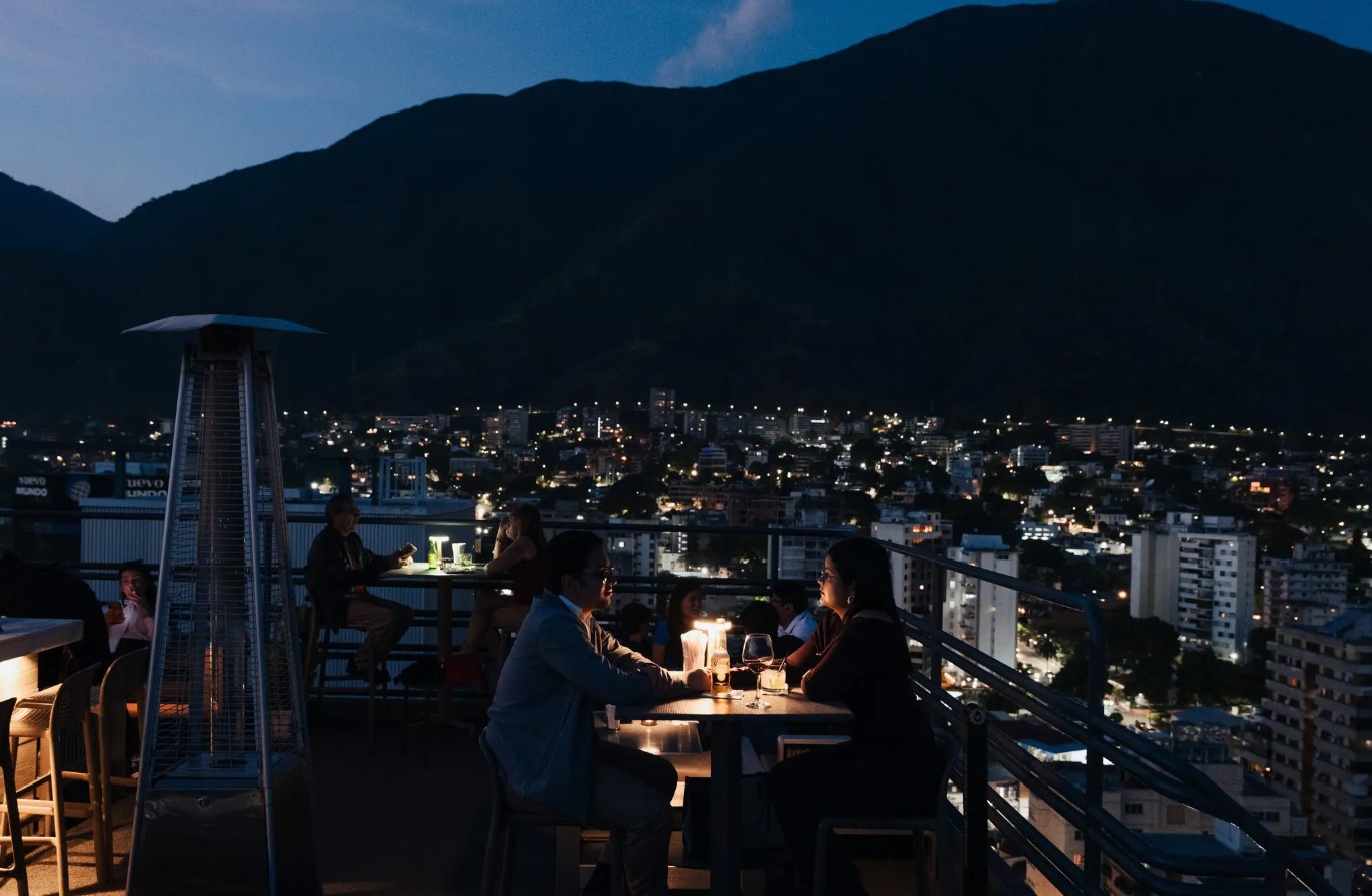 NYT: La capital de Venezuela, devastada por el desgobierno, vuelve a la vida