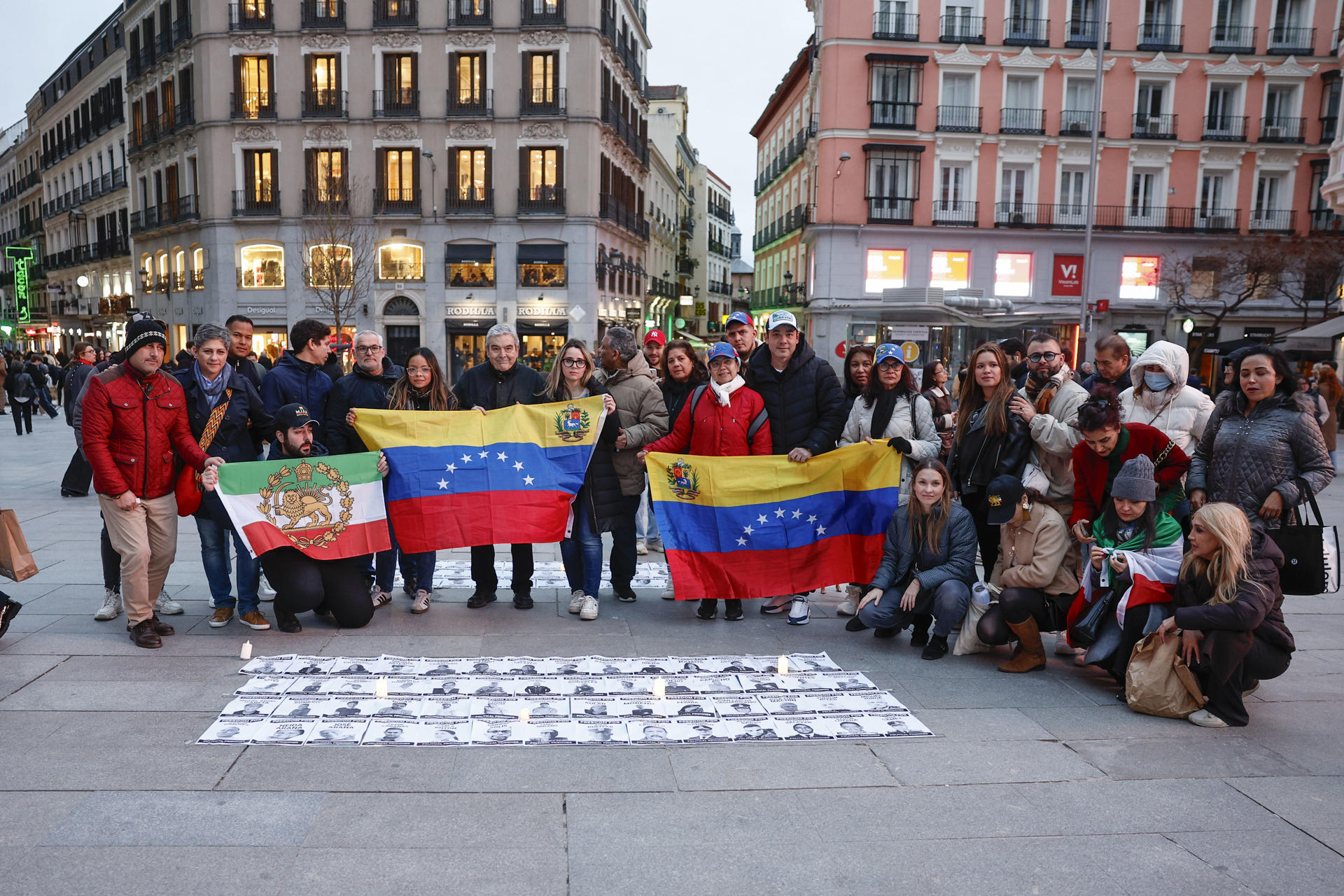 Jóvenes venezolanos clamaron en Madrid por la libertad de los presos políticos y un cambio en el país