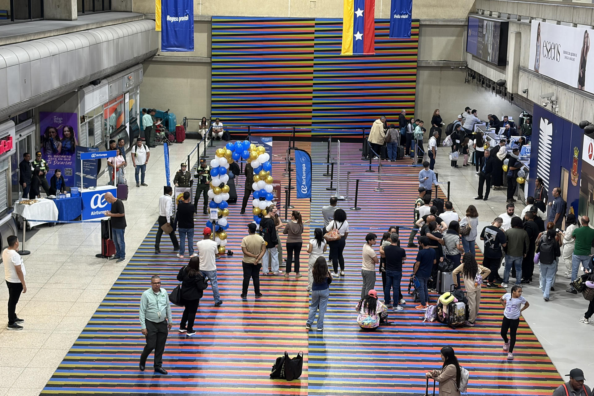 Bloomberg: Aeropuerto de Maiquetía vuelve a cobrar vida mientras crece la inversión extranjera