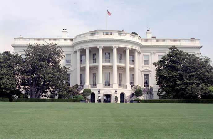 Trump planea instalar una estatua de Colón fuera de Casa Blanca en su cruzada "antiwoke"