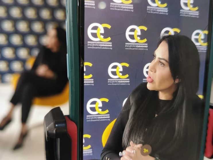 "Todos estamos afectados”: Delsa Solórzano reitera llamado a liberar a presos políticos civiles y militares