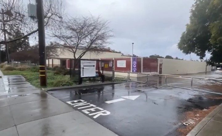 Iba a ser Maestro del Año en California, pero lo detuvieron por un aberrante acto