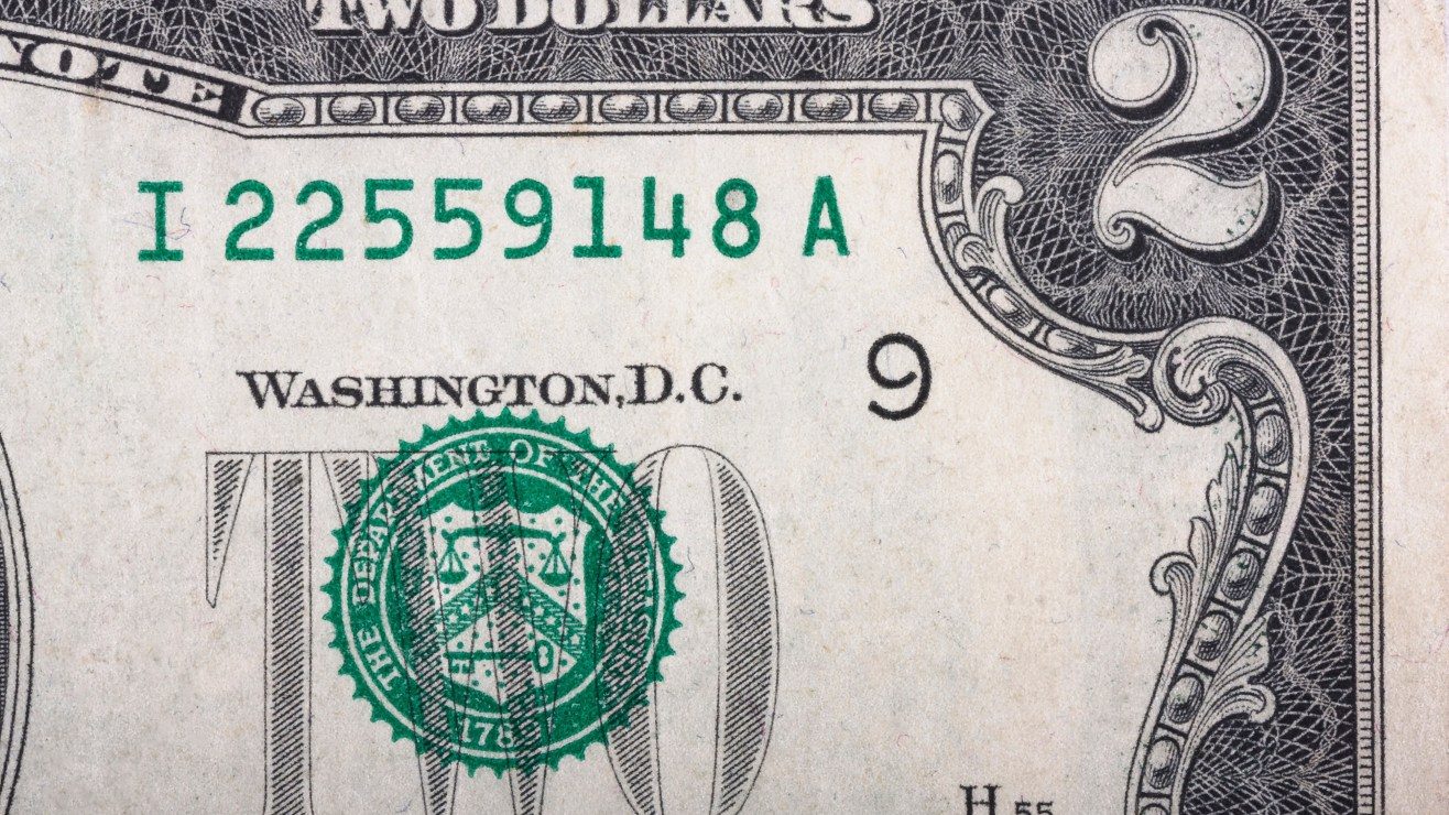 Los billetes de dos dólares que podrían valer una fortuna si tienen estas rarezas