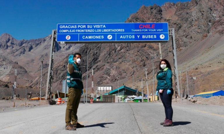 Chile cerrará el principal paso fronterizo con Argentina tras hallazgo de mosquito vinculado al dengue