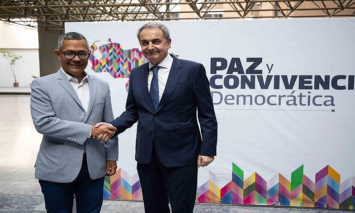 Gobierno de España se desmarcó del viaje de Zapatero a Venezuela