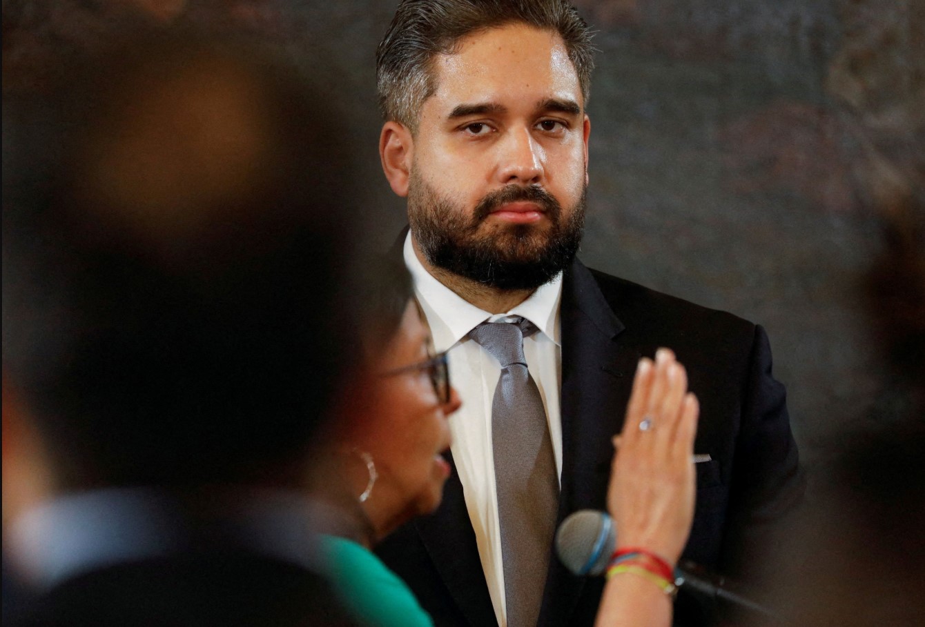 Nicolasito se acordó de escuchar a los representantes de las ONG en Venezuela (VIDEO)