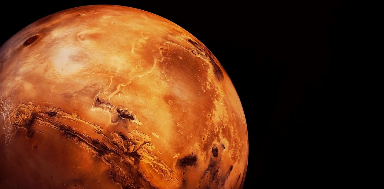 La Nasa y un dato perturbador: su robot en Marte fue rodeado por más de 20 microbios desconocidos