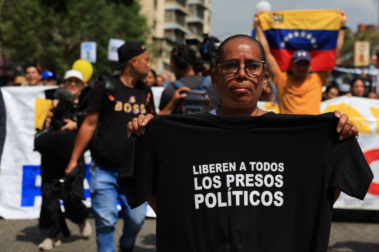 Clippve convocó a la ciudadanía a unirse con familias en vigilia este #8Feb por libertad de los presos políticos
