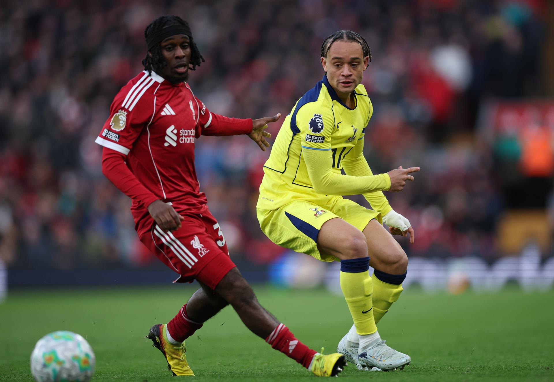 Liverpool y Tottenham no pasan del empate en la Liga Premier