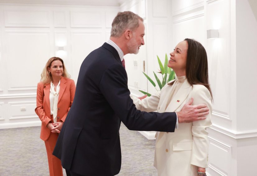 Rey Felipe VI de España recibió a María Corina Machado tras la toma de posesión de José Antonio Kast