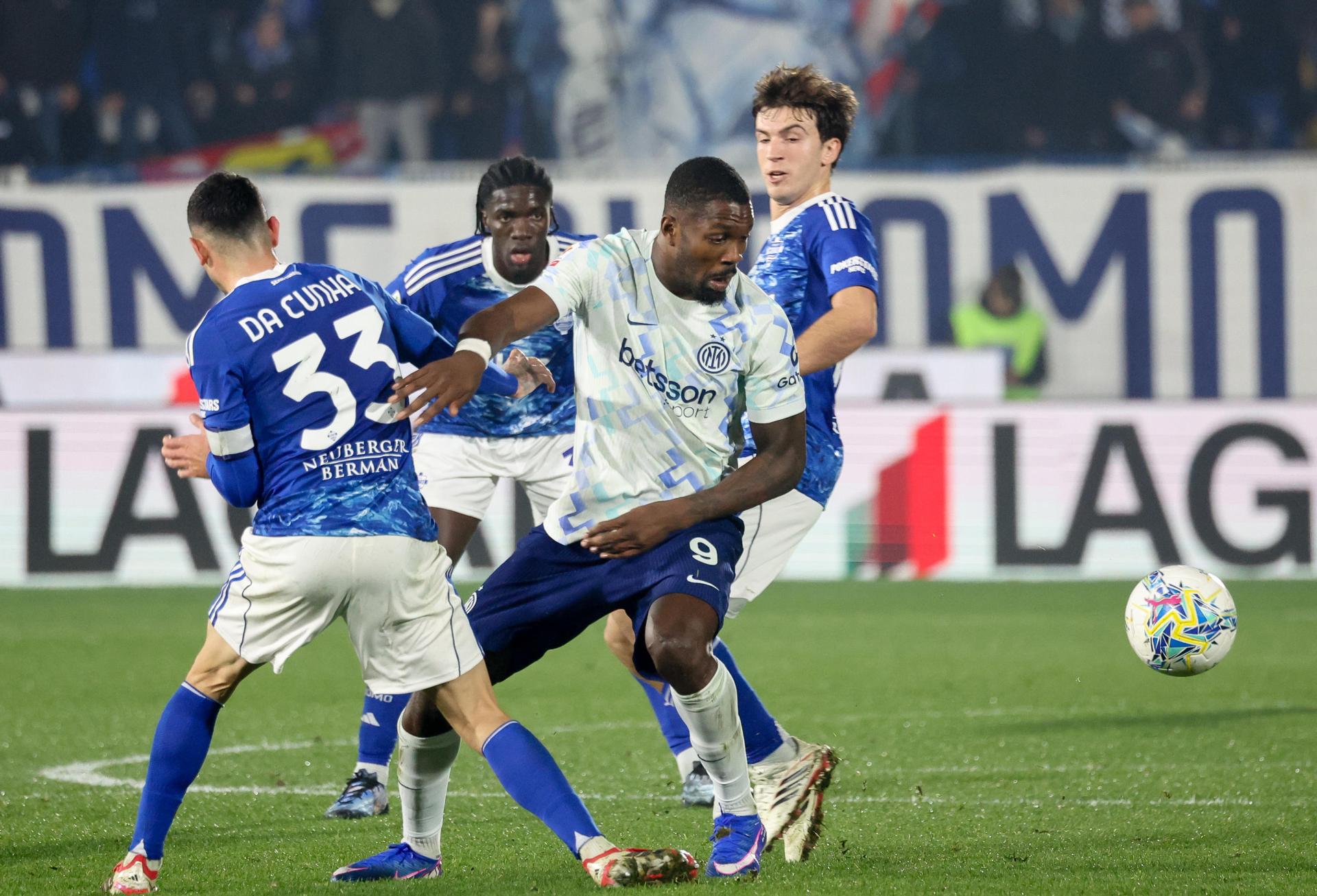 Empate sin brillo: Inter y Como decepcionaron en la ida de semifinales de Copa Italia