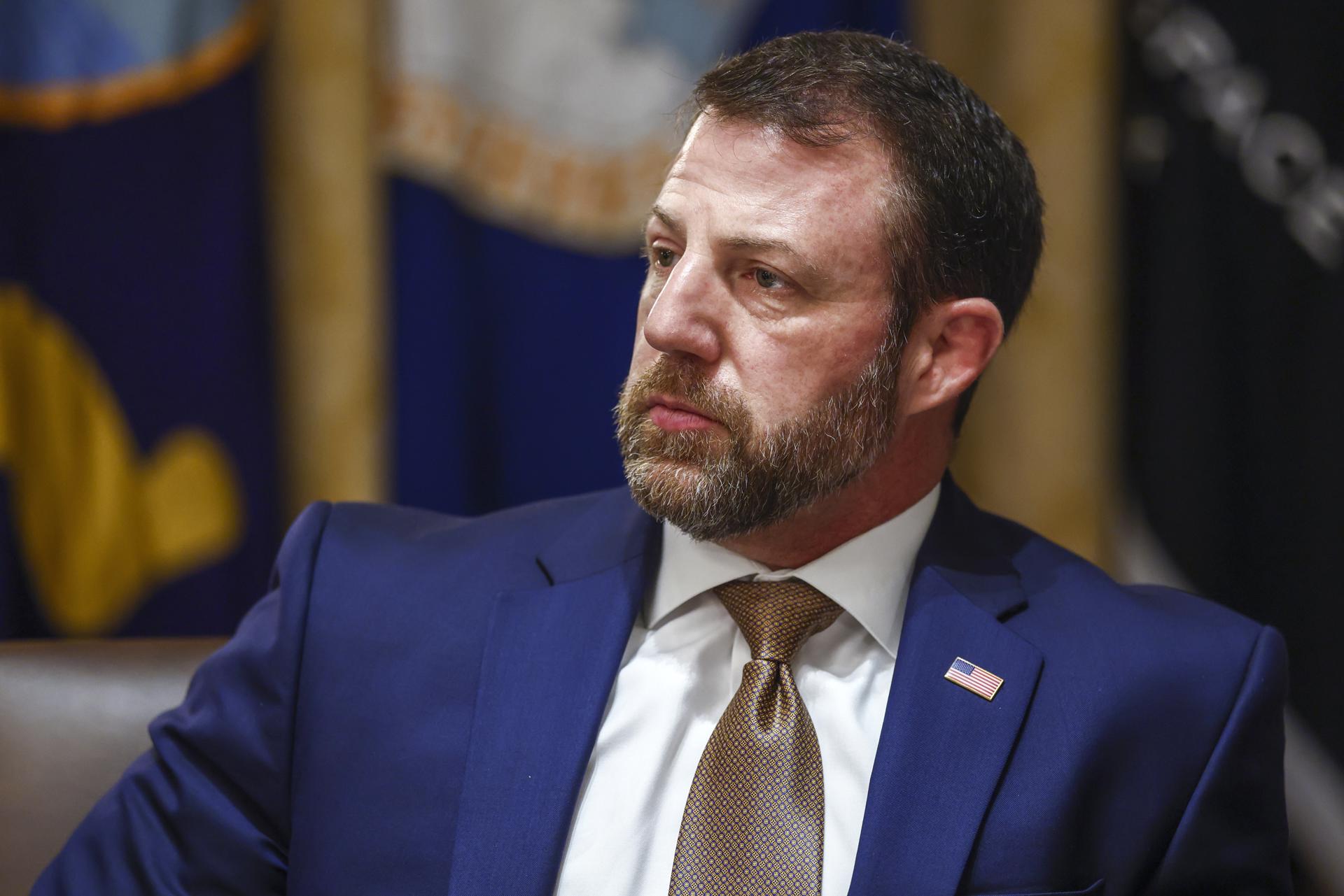 EEUU considera bloquear entrada de extranjeros en aeropuertos de ciudades santuario