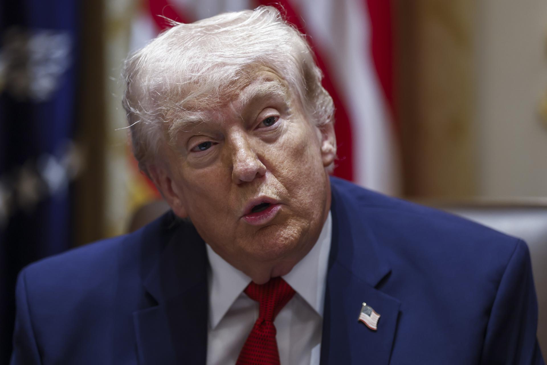 Trump habló con la familia de la universitaria asesinada por un venezolano en Chicago