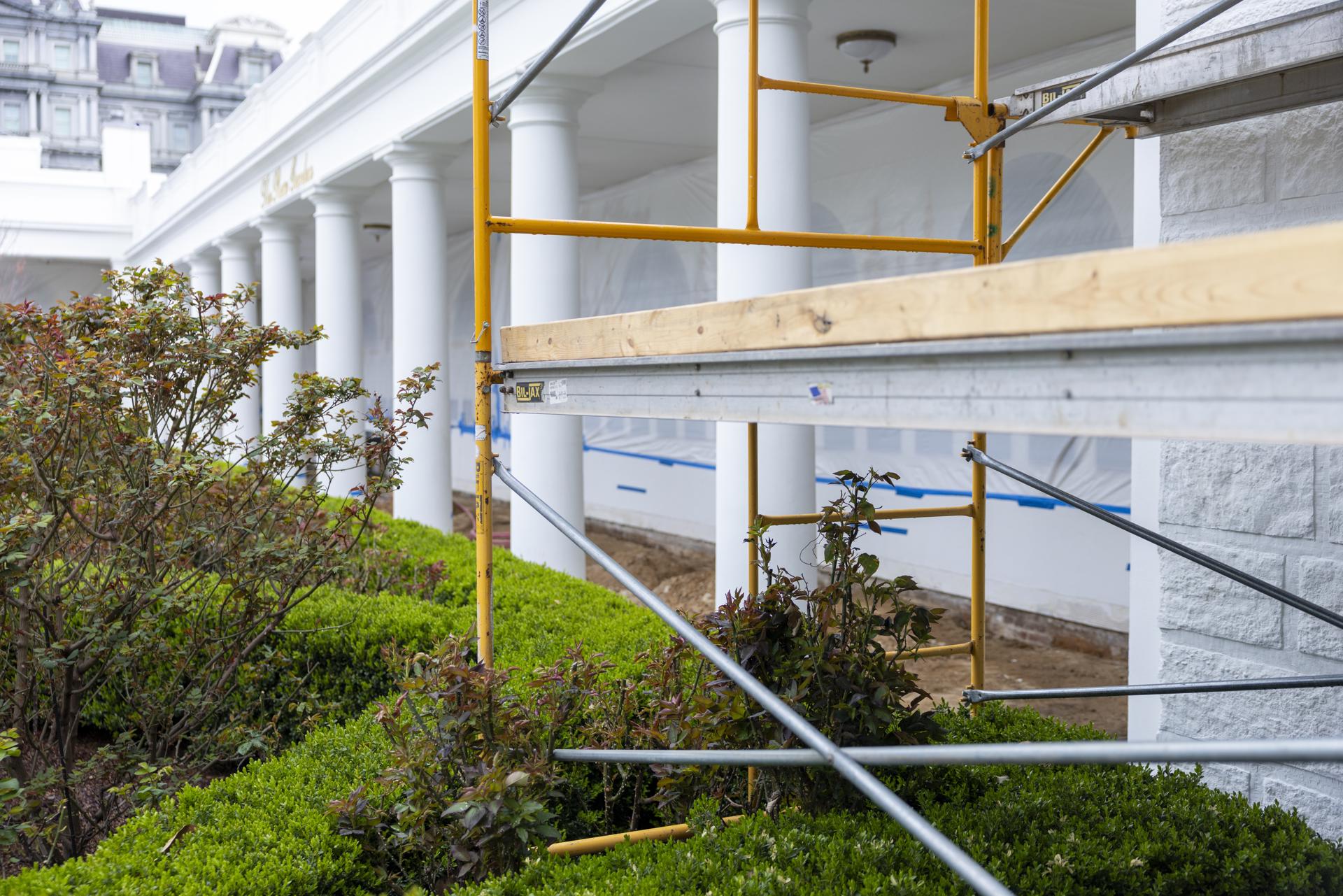 Trump reveló que construye un gran complejo militar bajo el salón de baile de la Casa Blanca
