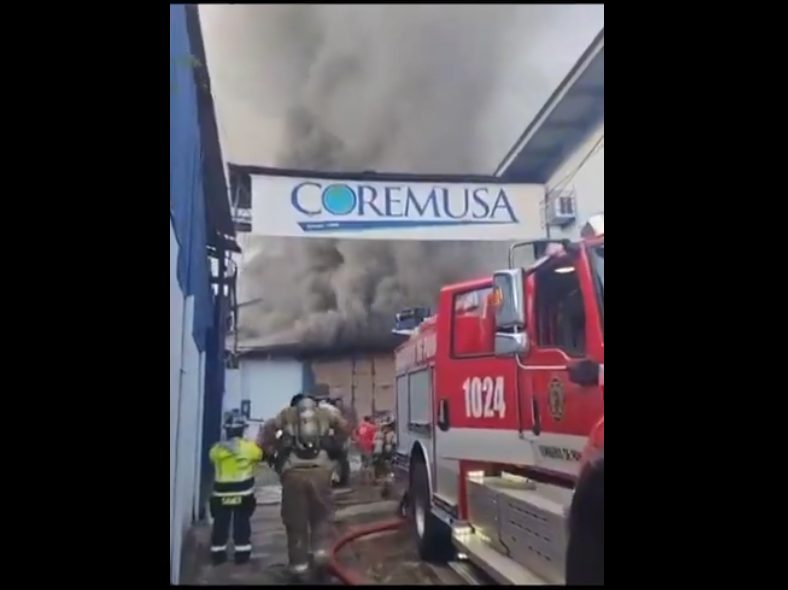 Se registra incendio de gran magnitud en Panamá (VIDEO)