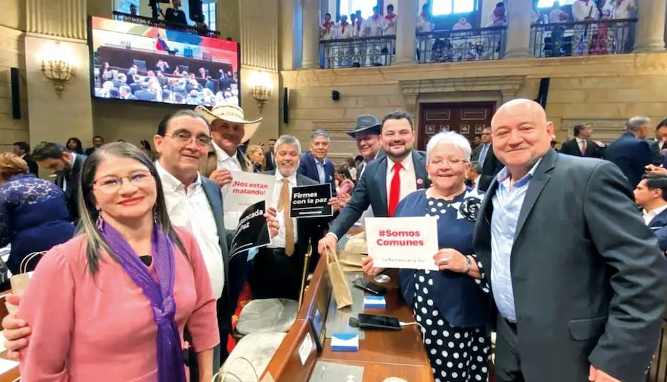 Exguerrilleros del partido Comunes perdieron su representación legislativa en Colombia