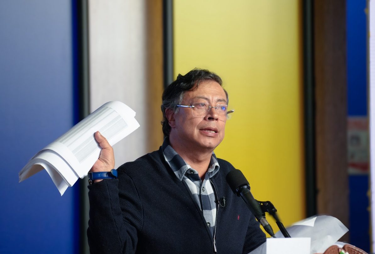 Gustavo Petro dice que EEUU le devolvió la visa, aunque sigue en lista de la Ofac