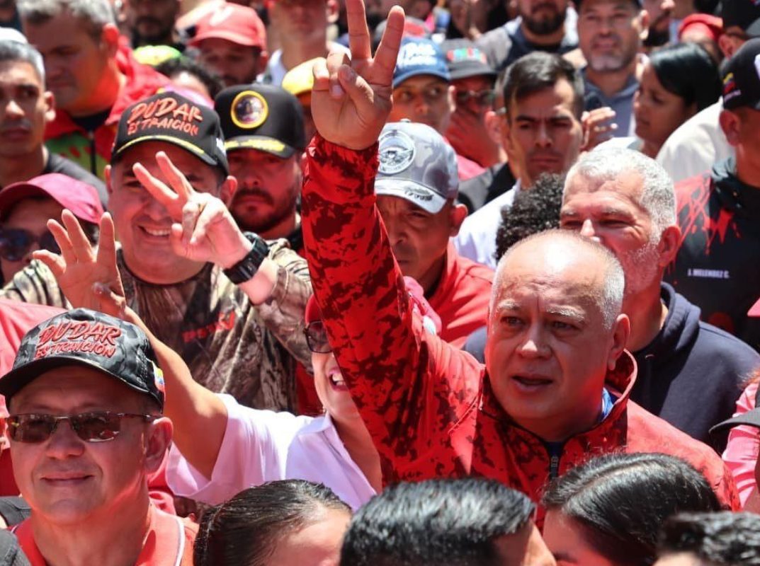 El chiste del día: Diosdado Cabello promete que atenderá al pueblo si le quitan las sanciones