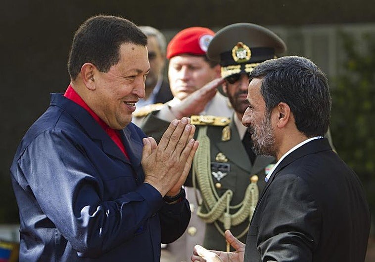 ABC: Venezuela e Irán, dos regímenes que ya no pueden acudir en ayuda uno del otro