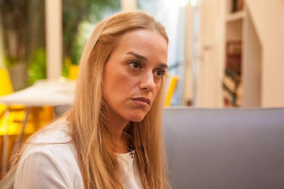 Lilian Tintori denunció que el chavismo saqueó y destruyó su vivienda en Venezuela (Video)