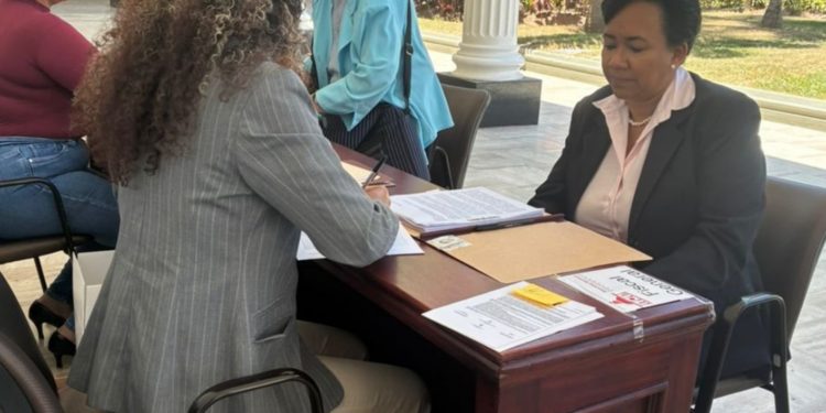 Magaly Vásquez formalizó su postulación para Fiscal General y resaltó el rol del Ministerio Público