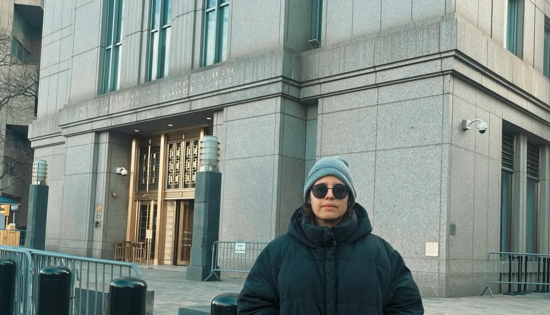 Artista de bocetos venezolana ya espera a Nicolás Maduro y Cilia Flores en la corte de Nueva York