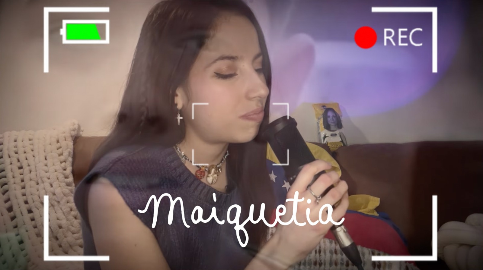 Cuando el amor por Venezuela se convierte en canción: la historia de Malía (VIDEO)