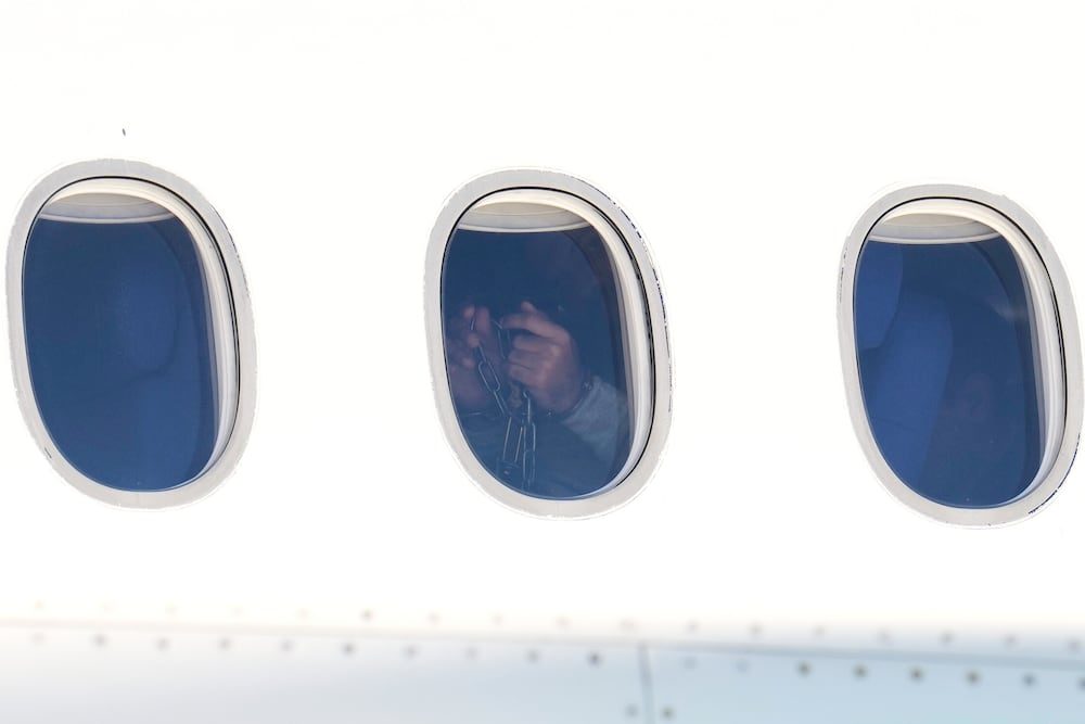 EEUU deportó a migrantes a Irán y Venezuela a pesar de tener planes de una intervención militar