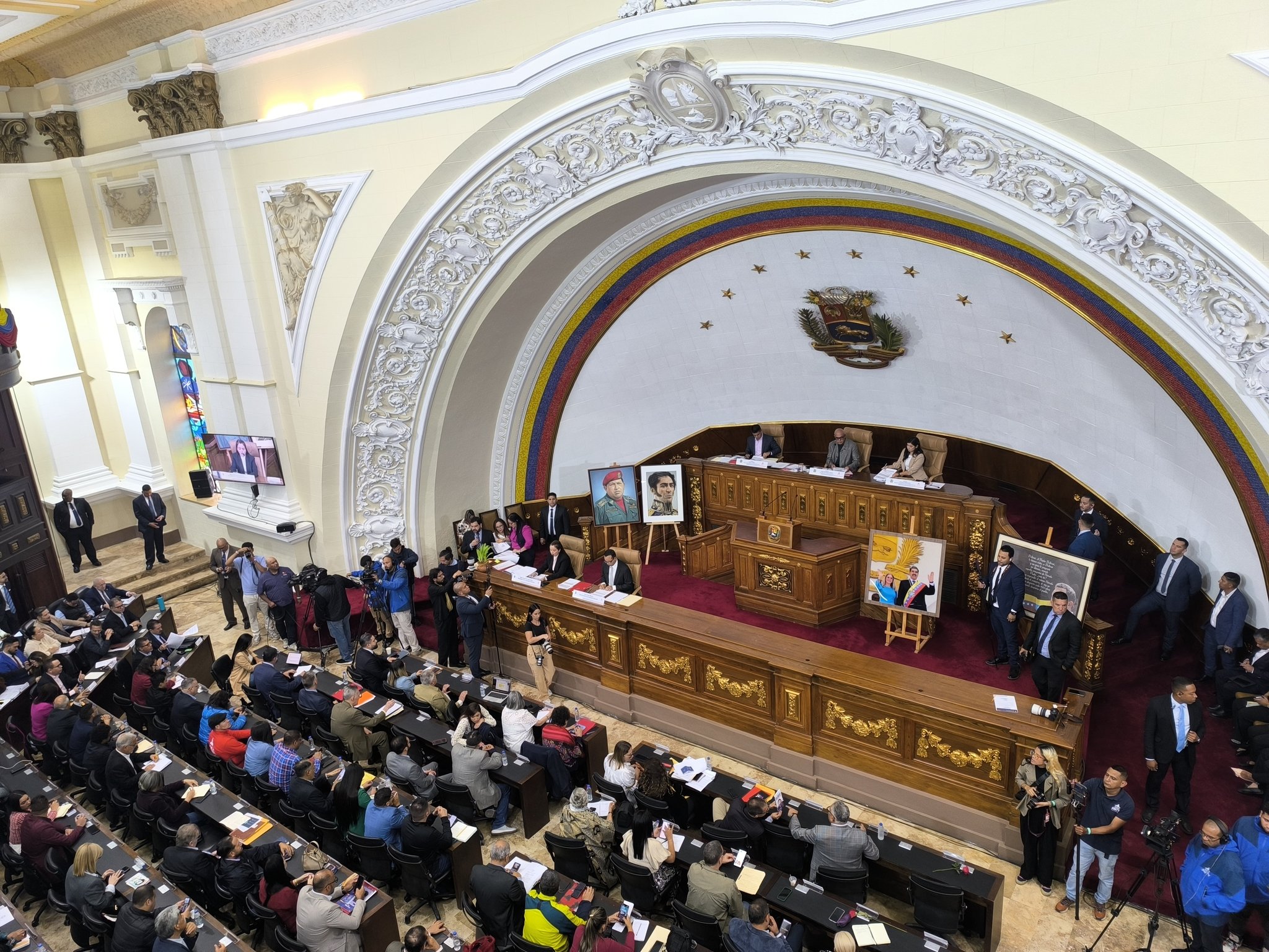 AN chavista se arrepintió y evitó debatir sobre su repudio a la privatización petrolera